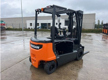 New Electric forklift Doosan B35X-7 PLUS: picture 3