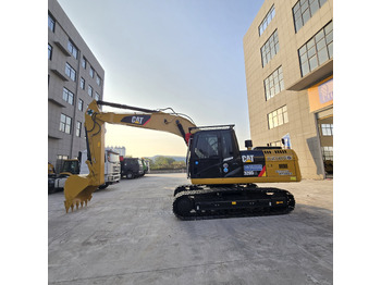 Excavator CATERPILLAR 320D: picture 3