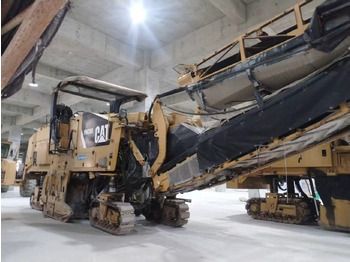 Cold planer CATERPILLAR