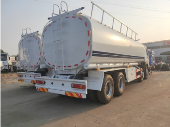 Tank truck Sinotruk HOWO 8*4 Tank truck: picture 2