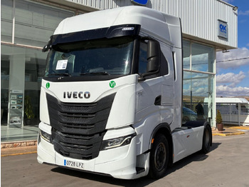 Tractor unit IVECO S-WAY