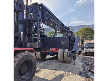 Reach stacker KALMAR DRT450 DRT DRD DRU 450 45 TON: picture 5
