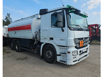 Leasing of  Mercedes-Benz Actros 2544 6x2 Tankwagen Mercedes-Benz Actros 2544 6x2 Tankwagen: picture 2