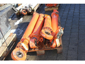 Hydraulic cylinder for Construction machinery Atlas 1604 LC: picture 3