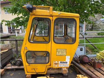 Cab for Construction machinery Hanomag 33 C: picture 2 Cab for Construction machinery Hanomag 33 C: picture 2