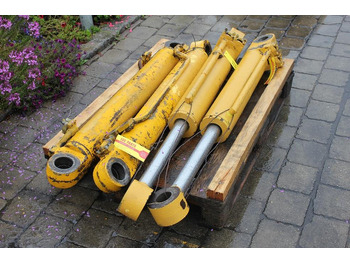 Hydraulic cylinder for Construction machinery Hanomag D 400: picture 5