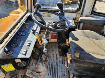 Wheel loader Liebherr L 521: picture 5