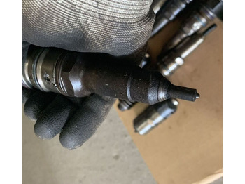 New Injector for Truck Bosch 0414701006 IVECO Stralis Euro 3,4 New Holland, Case: picture 2 New Injector for Truck Bosch 0414701006 IVECO Stralis Euro 3,4 New Holland, Case: picture 2