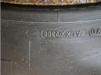 Wheel and tire package for Crane Grove Wheel 445/95R25 10 13 3p: picture 4