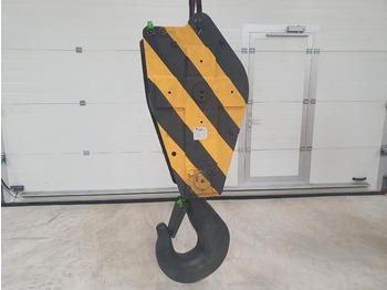 Loader crane