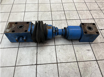 Hydraulic cylinder for Mobile crane Liebherr LTM 1400-7.1 cylinder connection: picture 5 Hydraulic cylinder for Mobile crane Liebherr LTM 1400-7.1 cylinder connection: picture 5