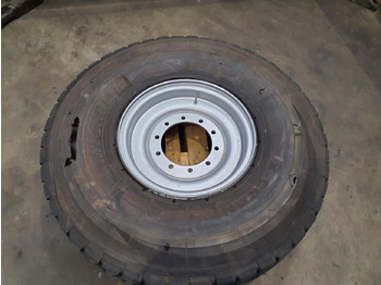Wheel and tire package LIEBHERR