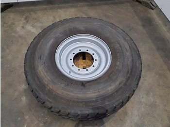 Wheel and tire package MICHELIN