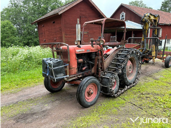 Farm tractor