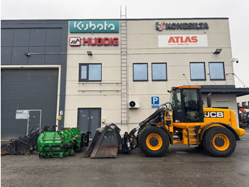 Wheel loader JCB