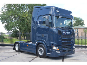 Tractor unit SCANIA S 450