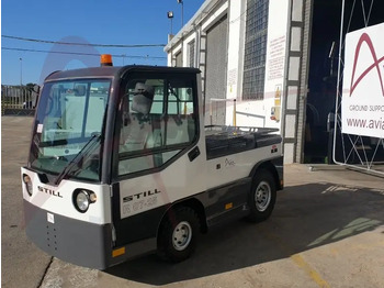 Baggage tractor STILL