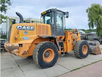 Wheel loader CASE