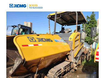 Asphalt paver XCMG
