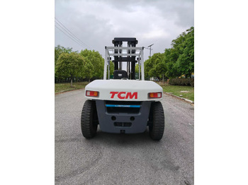 Diesel forklift TCM
