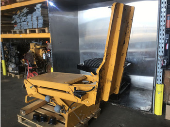 Cab and interior LIEBHERR