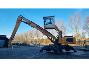 Waste/ Industry handler LIEBHERR LH 30 M