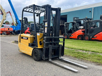 Electric forklift Caterpillar EP18KT: picture 3
