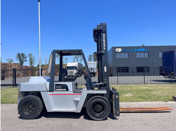 Diesel forklift Nissan VF05H70U: picture 2