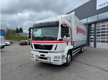 Curtainsider truck MAN TGM