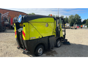 Road sweeper JOHNSTON: picture 3 Road sweeper JOHNSTON: picture 3