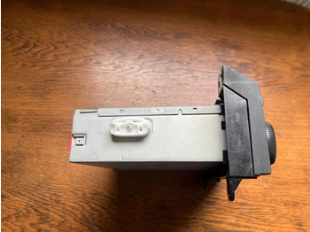 Cab and interior for Truck Mercedes Sprinter CD Radio 12V A9068200486: picture 3