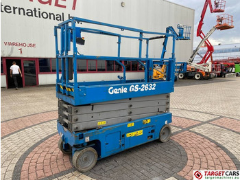 Scissor lift GENIE
