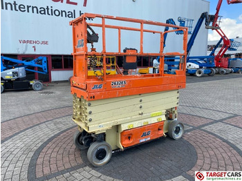 Scissor lift JLG