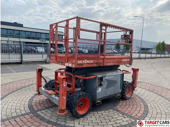 Scissor lift SkyJack SJ6832 RT Diesel 4x4 Scissor Work Lift 1180cm: picture 3