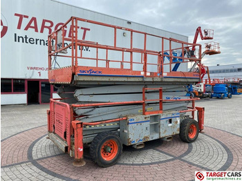 Scissor lift SKYJACK