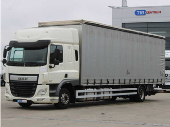 Curtainsider truck DAF CF 220