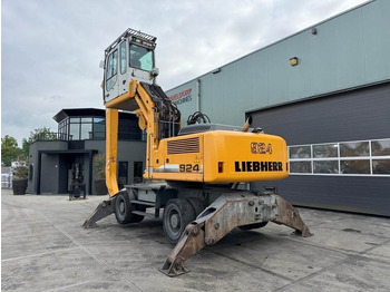 Waste/ Industry handler Liebherr A 924 C: picture 3 Waste/ Industry handler Liebherr A 924 C: picture 3