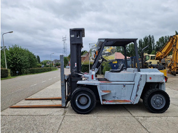 Diesel forklift CATERPILLAR DP