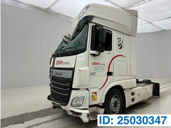Tractor unit DAF XF 460