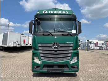 Tractor unit Mercedes-Benz Actros 1845 BigSpace: picture 2