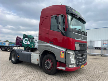 Tractor unit Volvo FH 420 Globetrotter - ADR: picture 3