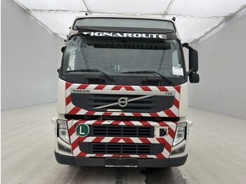 Tractor unit Volvo FM 410: picture 2 Tractor unit Volvo FM 410: picture 2