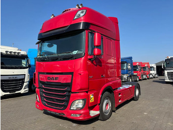 Tractor unit DAF XF 530