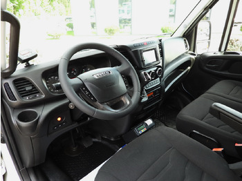 Refrigerator truck IVECO DAILY 70C17 REFRIGERATOR 1*C LIFT 10 PALLETS POWER SUPPLY 230V CRUISE CONTROL AIR CONDITIONING PNEUMATICS AUTOMATIC TRANSMISSION HI-MATIC TWIN WHEELS 170HP: picture 2 Refrigerator truck IVECO DAILY 70C17 REFRIGERATOR 1*C LIFT 10 PALLETS POWER SUPPLY 230V CRUISE CONTROL AIR CONDITIONING PNEUMATICS AUTOMATIC TRANSMISSION HI-MATIC TWIN WHEELS 170HP: picture 2