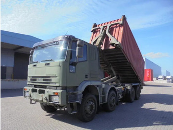 Hook lift truck IVECO EuroTrakker