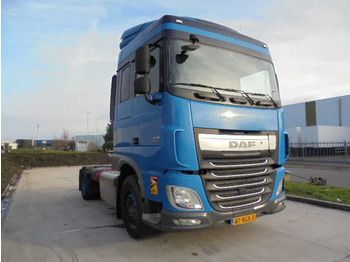 Tractor unit DAF XF 440: picture 3