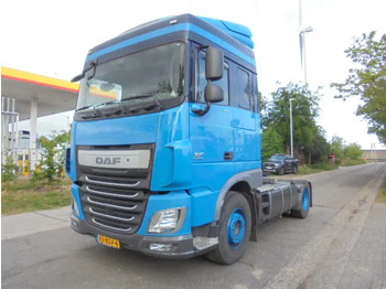 Tractor unit DAF XF 440