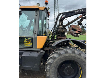 Farm tractor JCB Fastrac 1115: picture 5