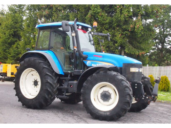 Farm tractor NEW HOLLAND TM