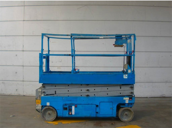 Scissor lift GENIE